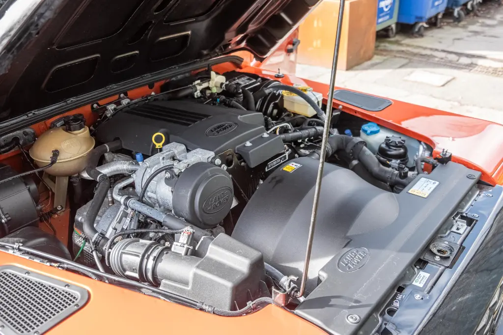 20250226_LAND_ROVER_DEFENDER_015.webp