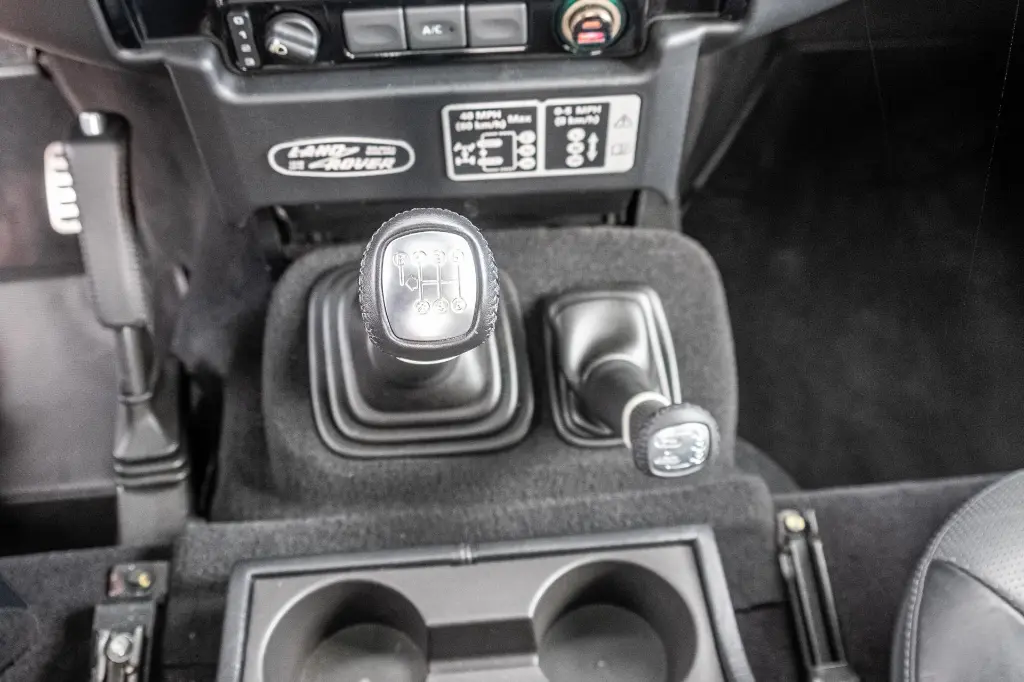 20250226_LAND_ROVER_DEFENDER_018.webp