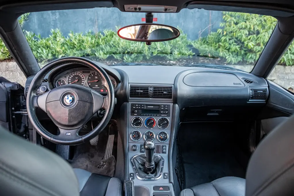 20250314_BMW_Z3M_COUPE_007.webp
