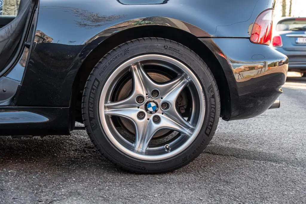 20250314_BMW_Z3M_COUPE_022.webp