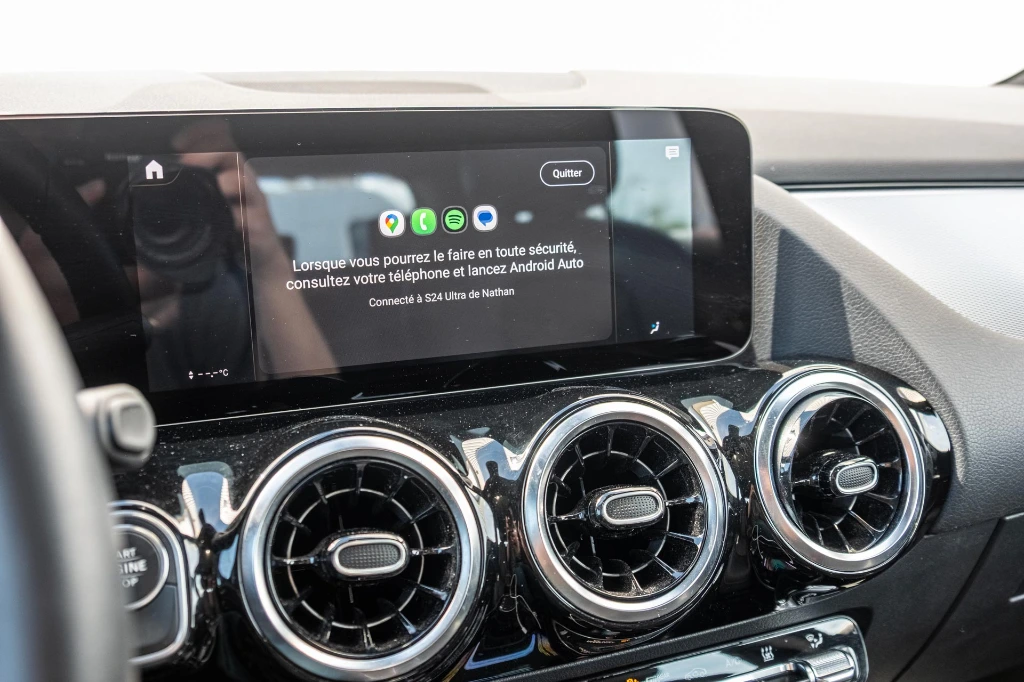 20260415_MERCEDES_GLA250E_012.webp