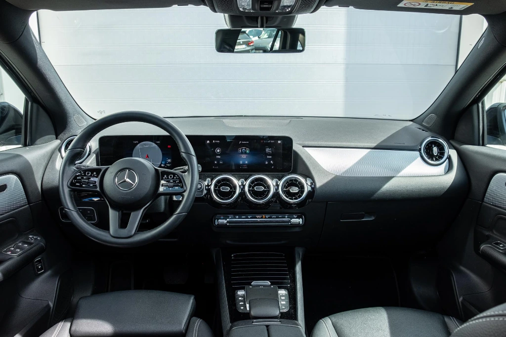 20260415_MERCEDES_GLA250E_007.webp