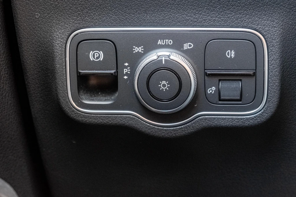 20260415_MERCEDES_GLA250E_051.webp