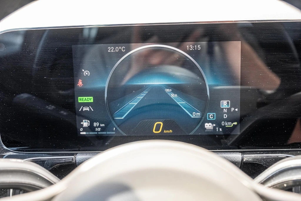 20260415_MERCEDES_GLA250E_035.webp