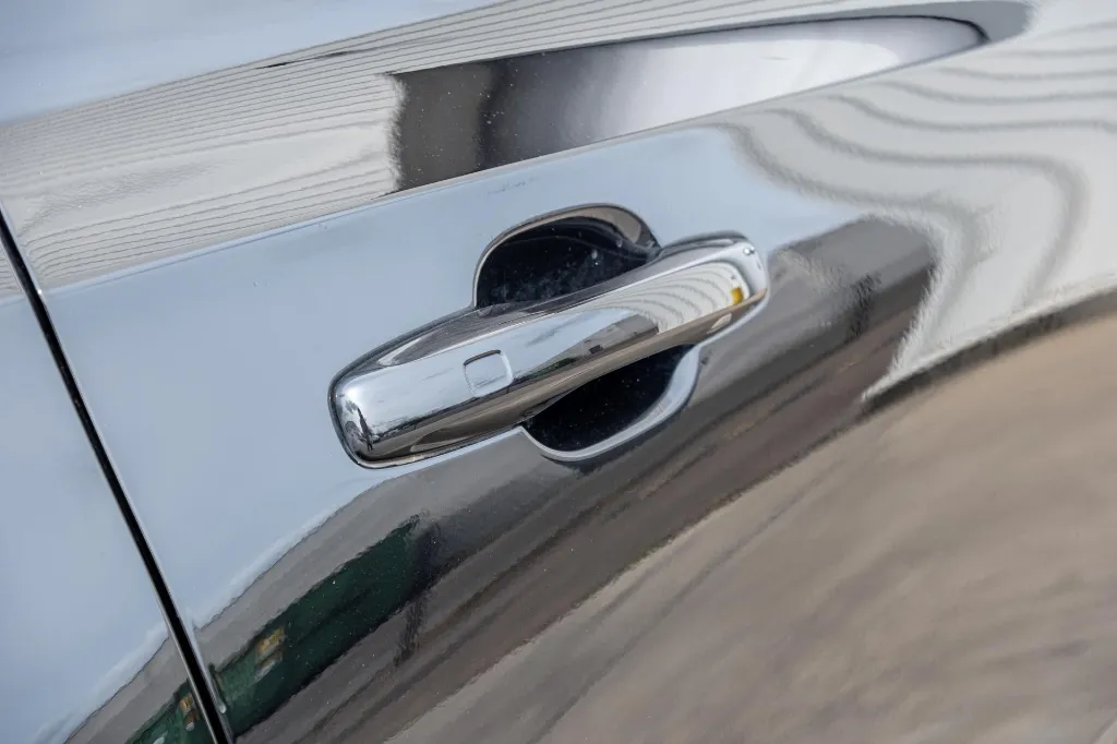 20260410_VOLVO_XC_60_T6_016.webp
