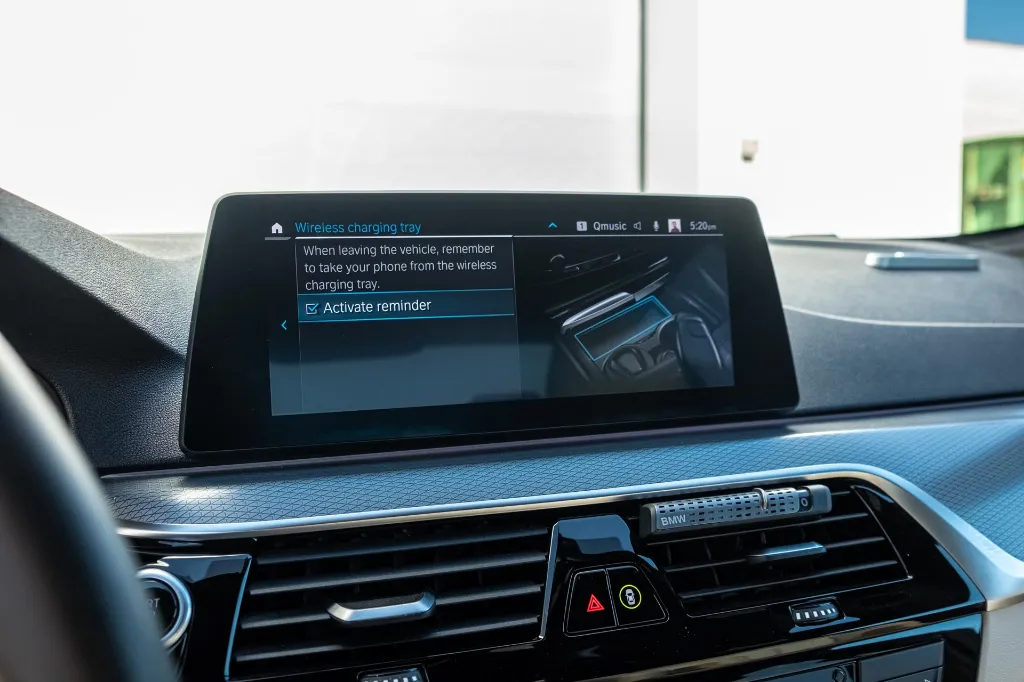20260429_BMW_530E_033.webp