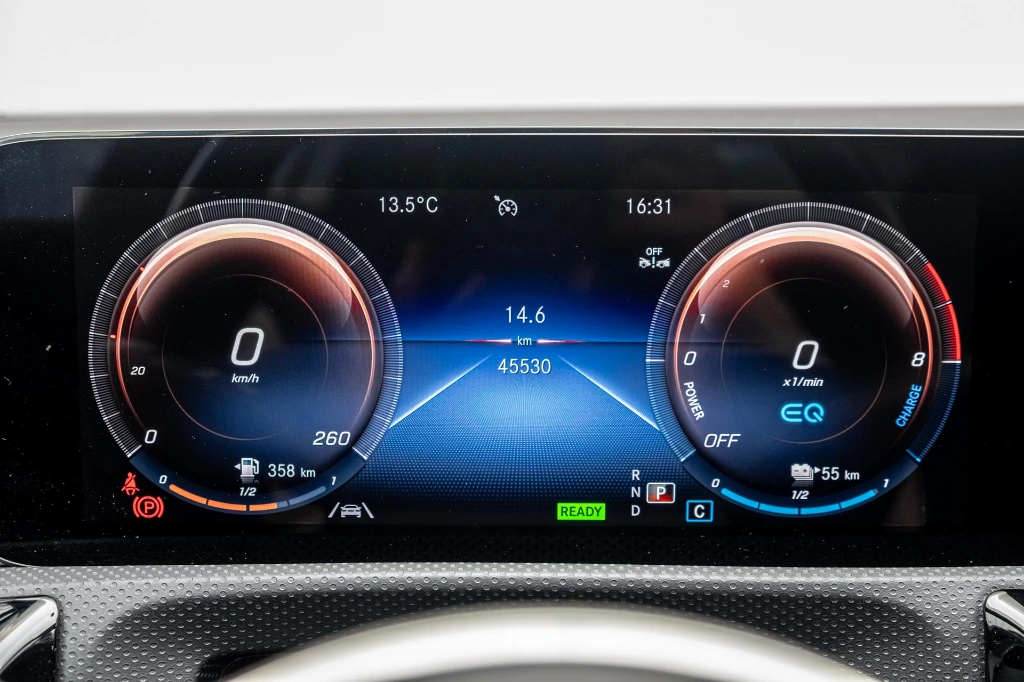 20260511_MERCEDES_CLA250E_037.webp