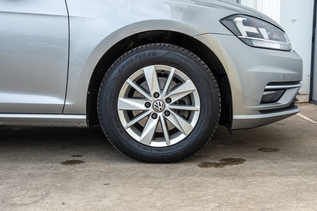 20260615_VW_GOLF_VARIANT_029.webp