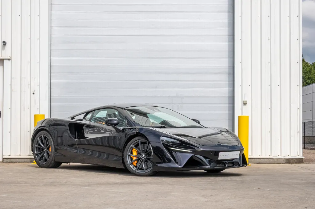 20260821_MCLAREN_ARTURA_003.webp