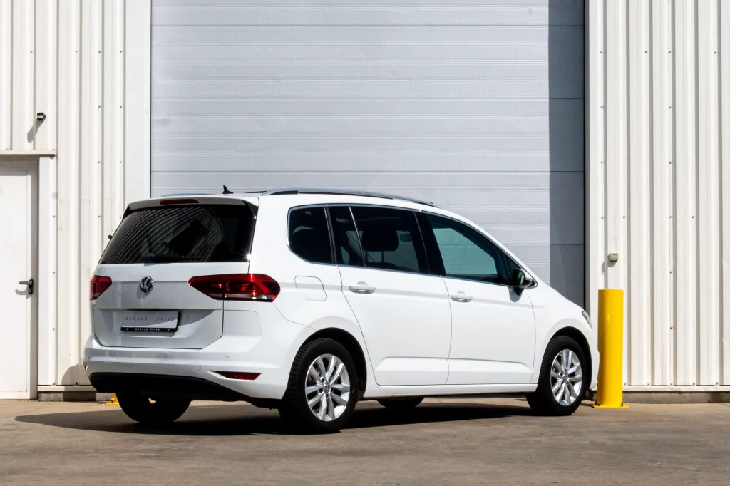 20260907_VW_TOURAN_005.webp