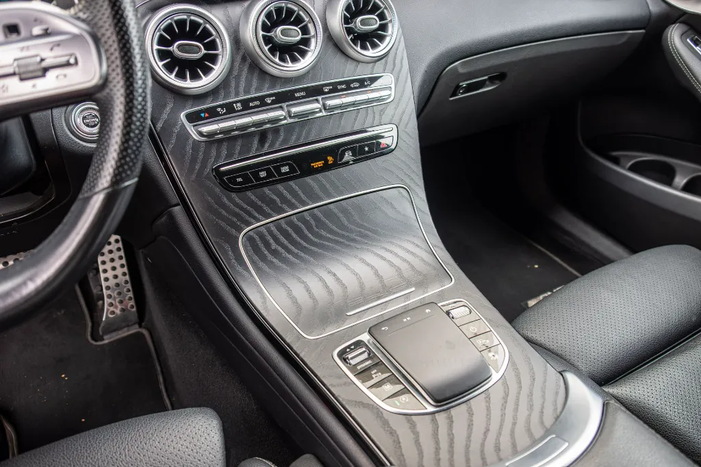 20260902_MERCEDES_GLC_036.webp