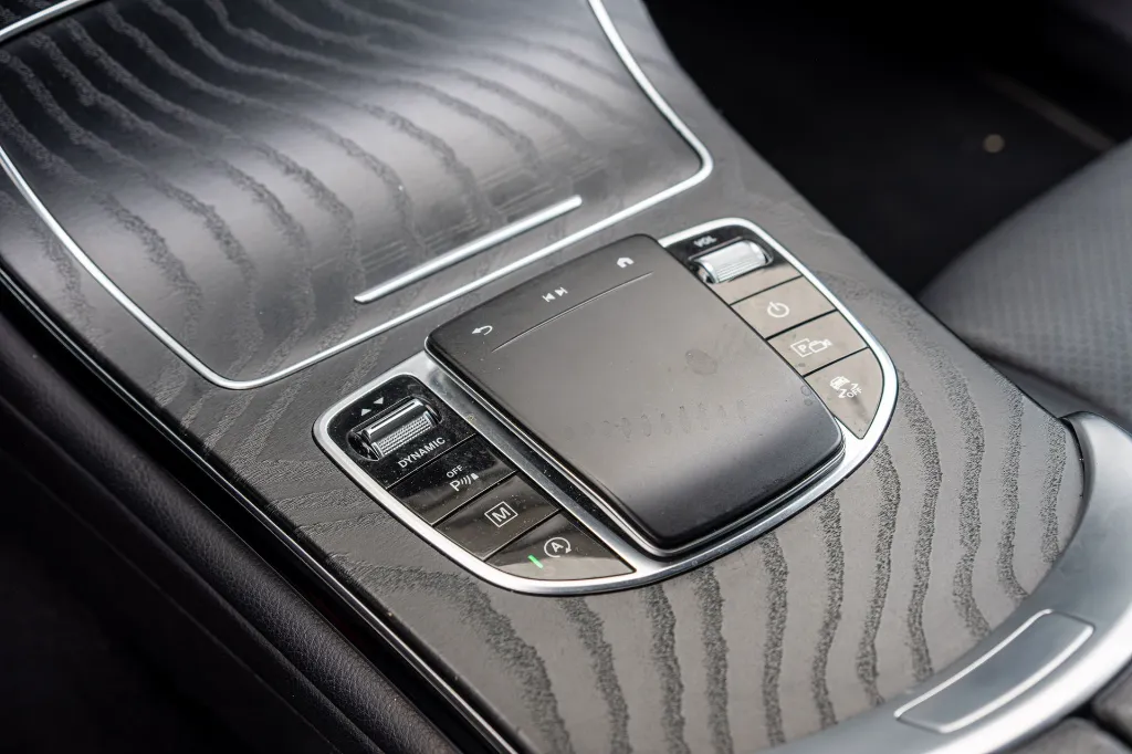 20260902_MERCEDES_GLC_037.webp