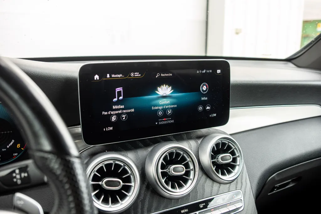 20260902_MERCEDES_GLC_019.webp