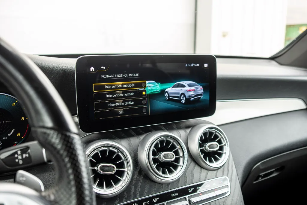 20260902_MERCEDES_GLC_013.webp
