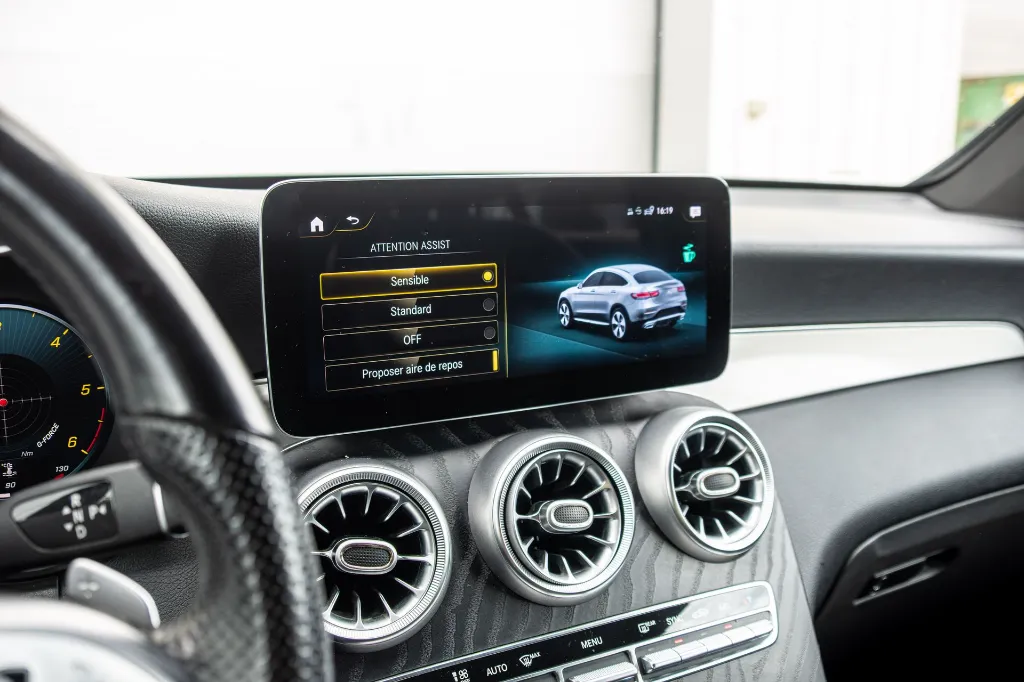 20260902_MERCEDES_GLC_022.webp