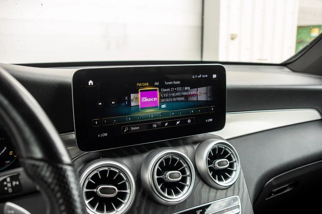 20260902_MERCEDES_GLC_018.webp