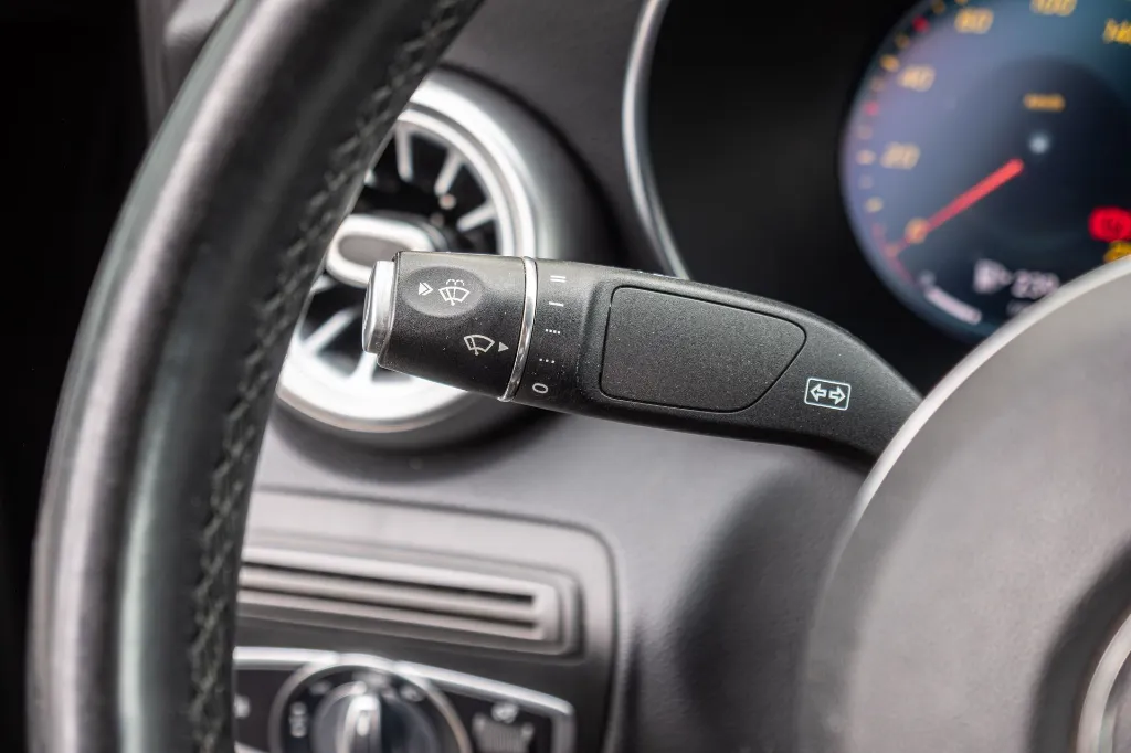 20260902_MERCEDES_GLC_029.webp