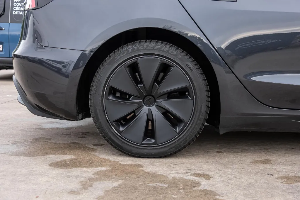 20260825_TESLA_MODEL_3_039.webp