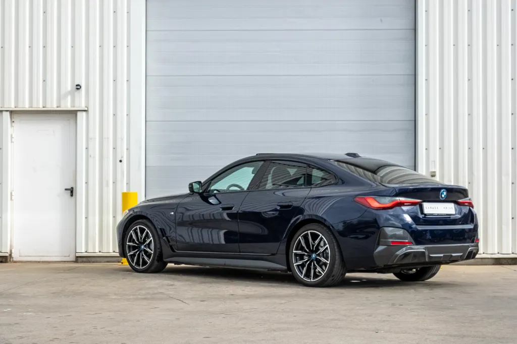 20261015_BMW_I4_004.webp