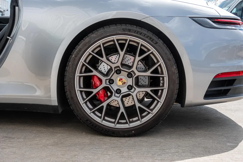 20260414_PORSCHE_992_CABRIOLET_044.webp