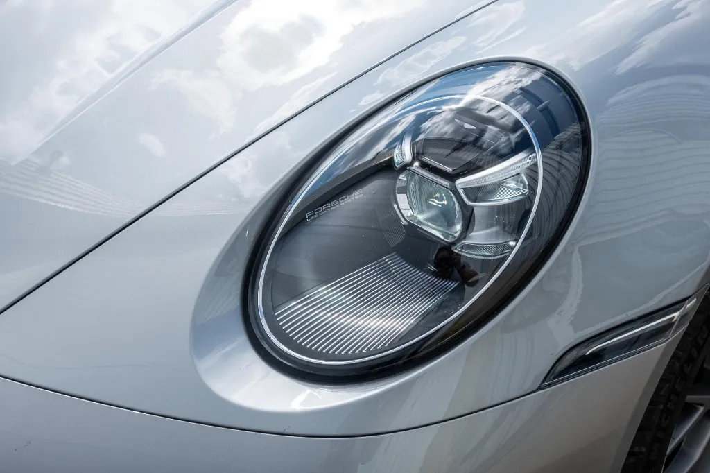20260414_PORSCHE_992_CABRIOLET_034.webp