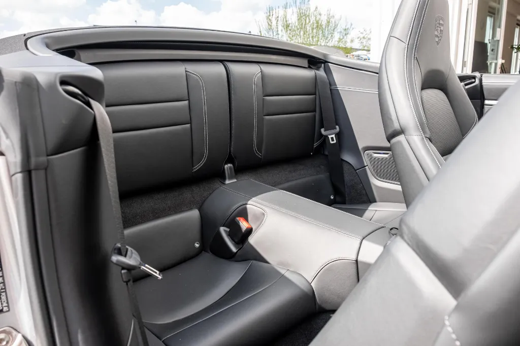 20260414_PORSCHE_992_CABRIOLET_036.webp
