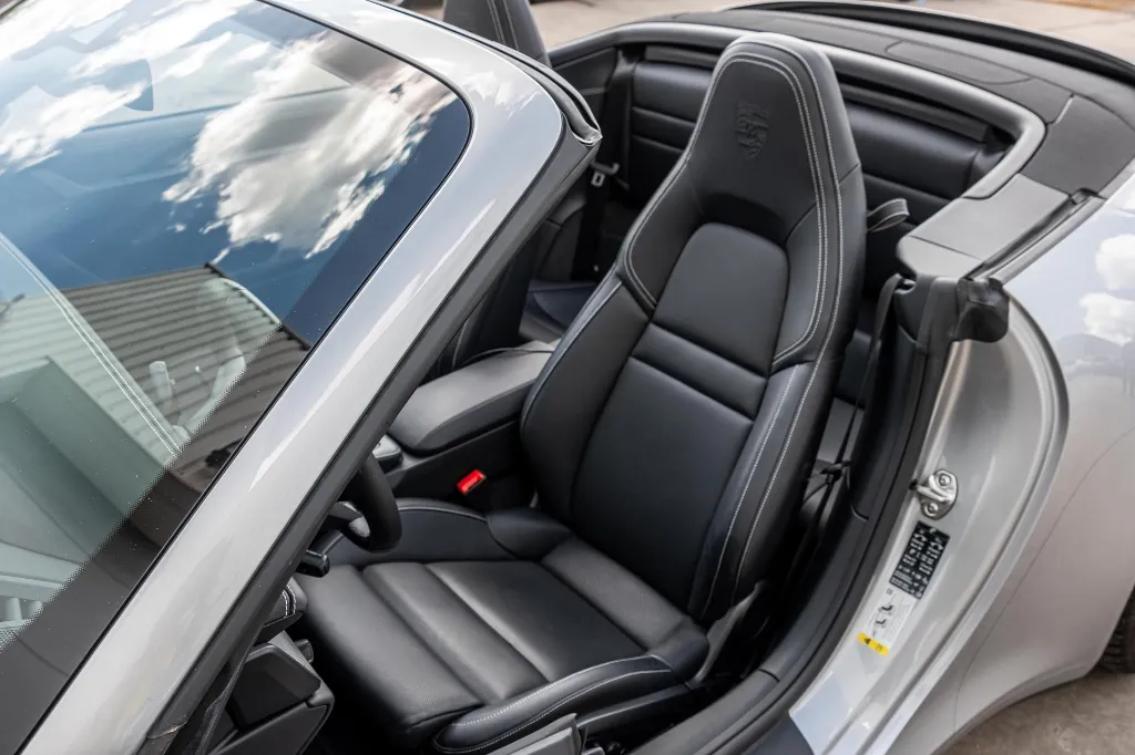 20260414_PORSCHE_992_CABRIOLET_010.webp