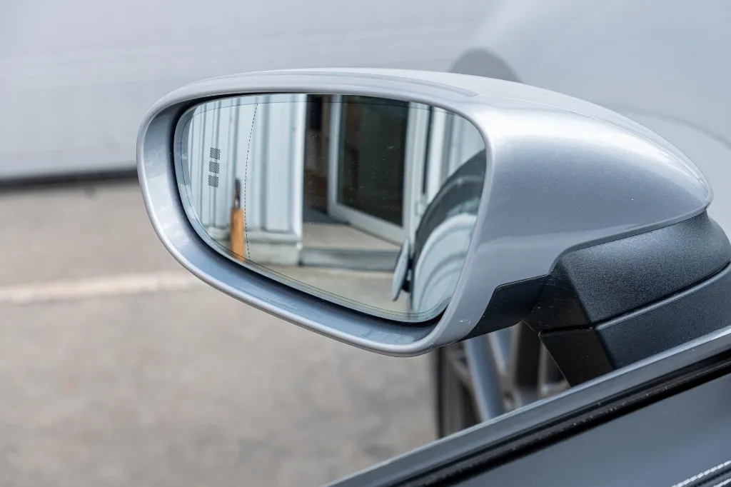 20260414_PORSCHE_992_CABRIOLET_015.webp