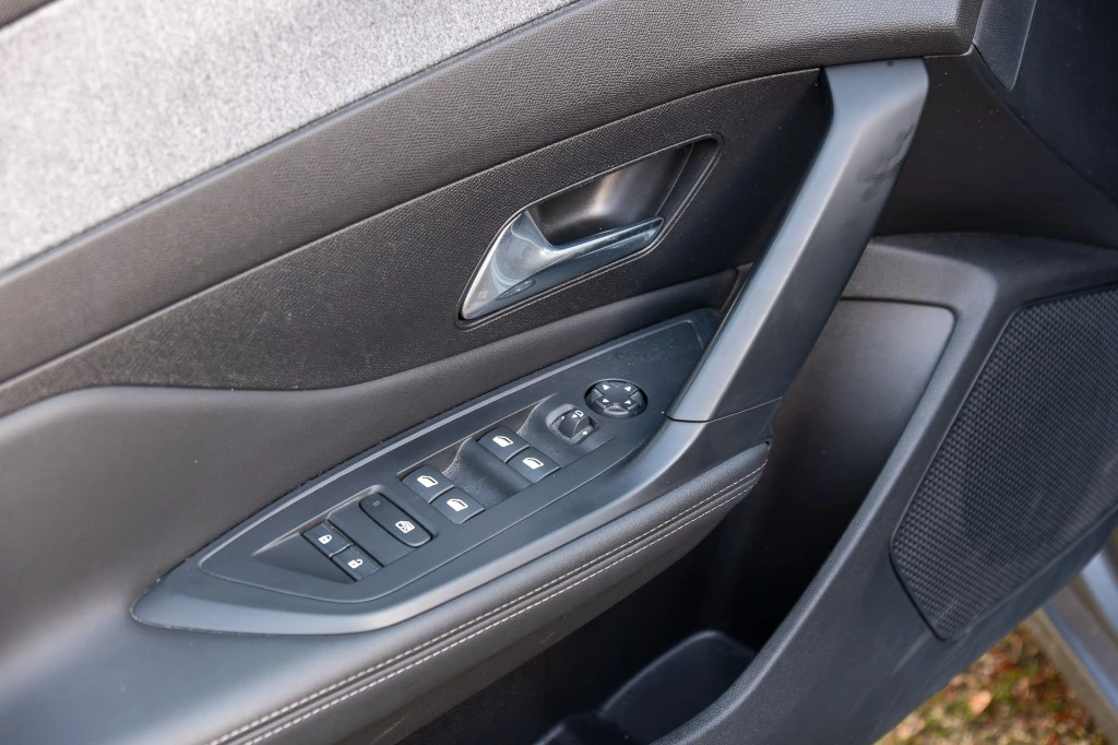 20251218_PEUGEOT_308_SW_022.webp