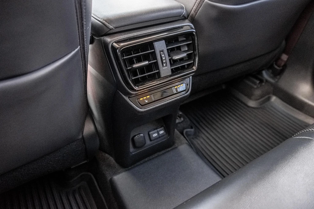 20260513LEXUS_NX450H_014.webp