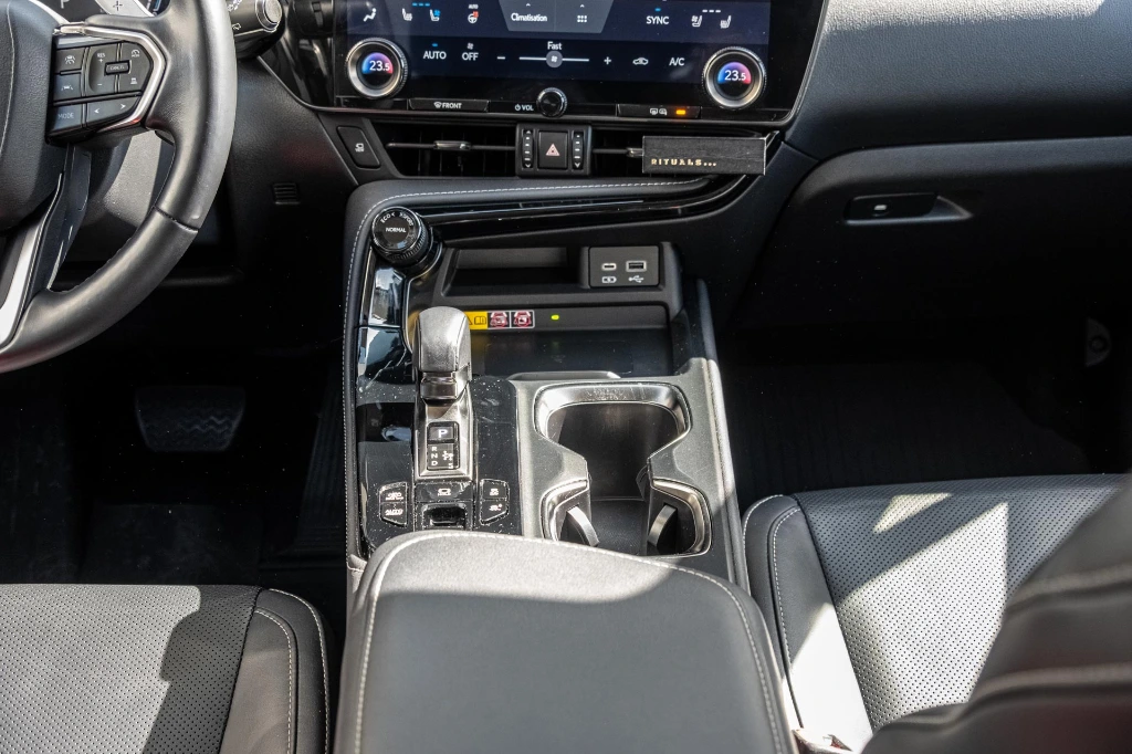 20260513LEXUS_NX450H_010.webp