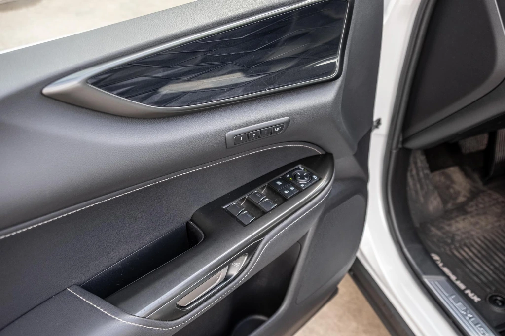 20260513LEXUS_NX450H_052.webp