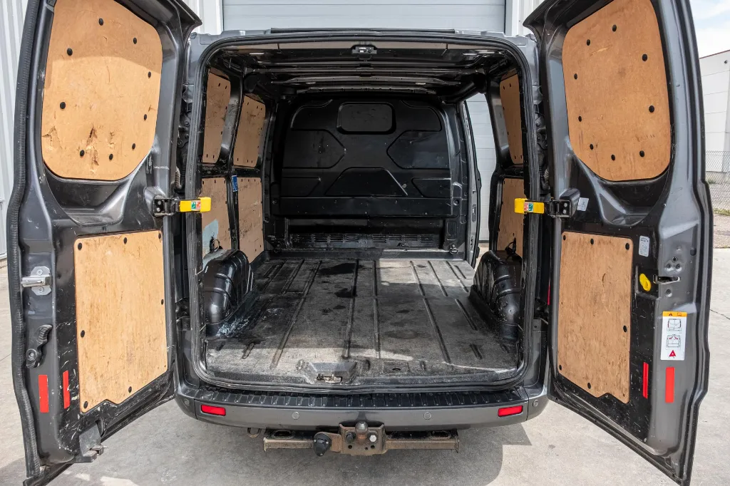 20260623_FORD_TRANSIT_CUSTOM_015.webp