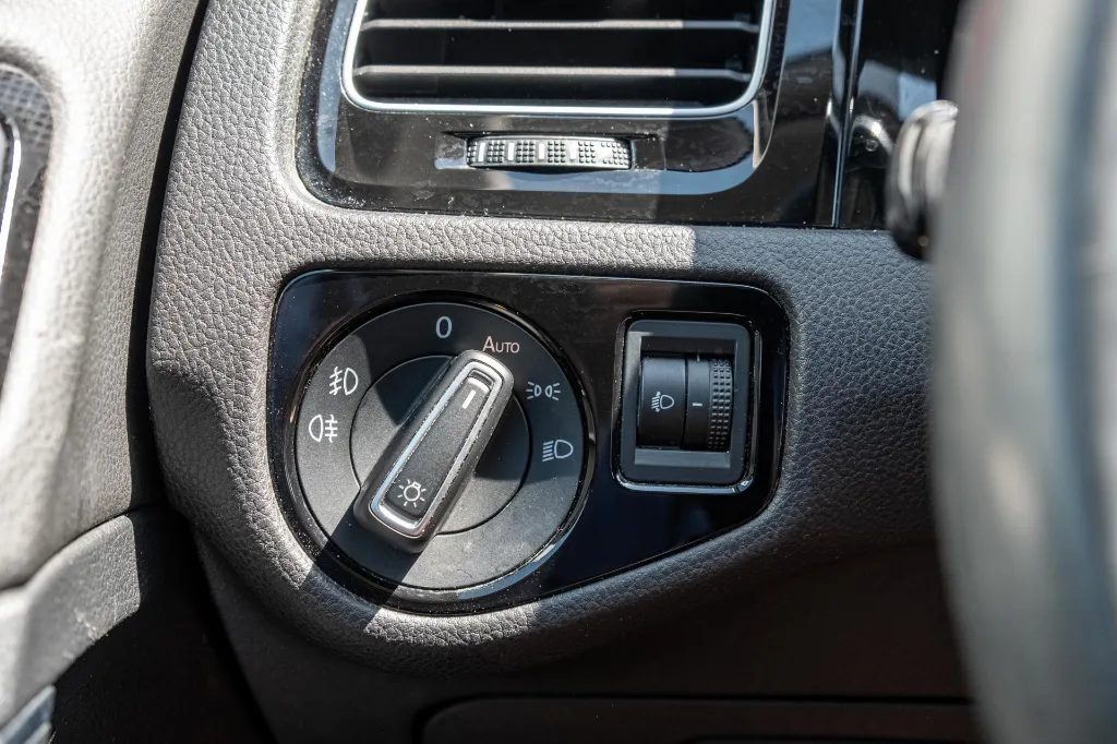 20260715_VW_GOLF_029.webp