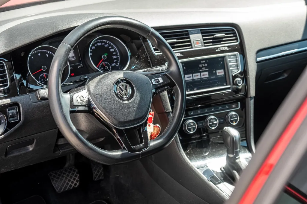 20260715_VW_GOLF_016.webp