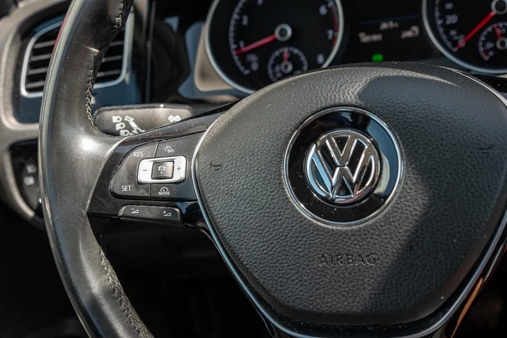 20260715_VW_GOLF_025.webp