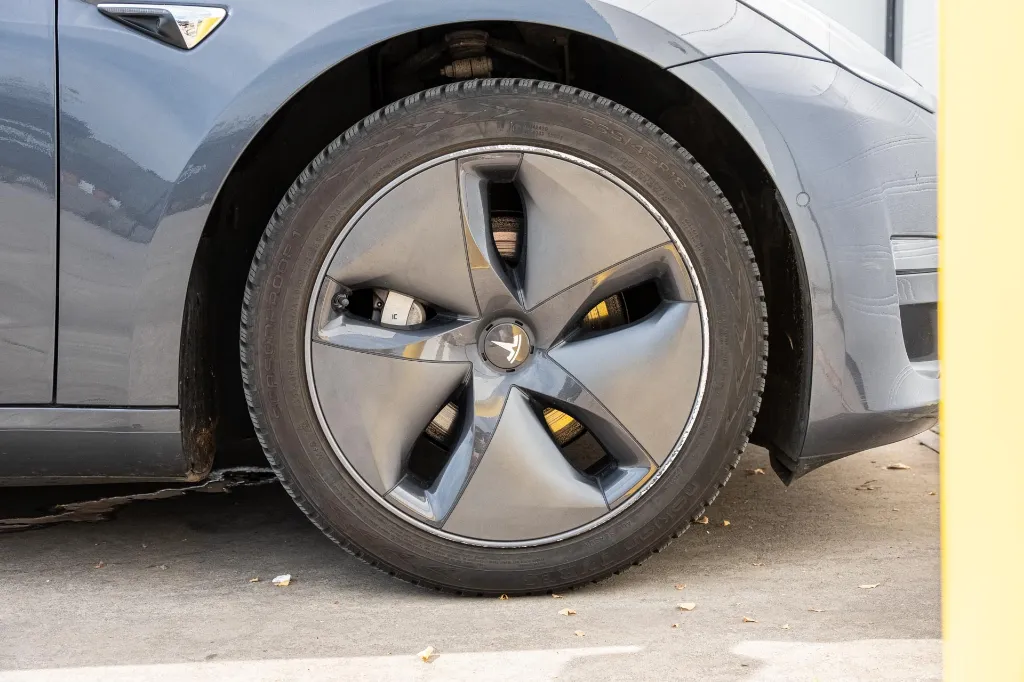 20260710_TESLA_MODEL_3_033.webp