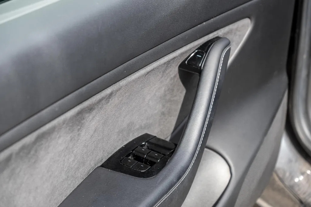 20260710_TESLA_MODEL_3_027.webp