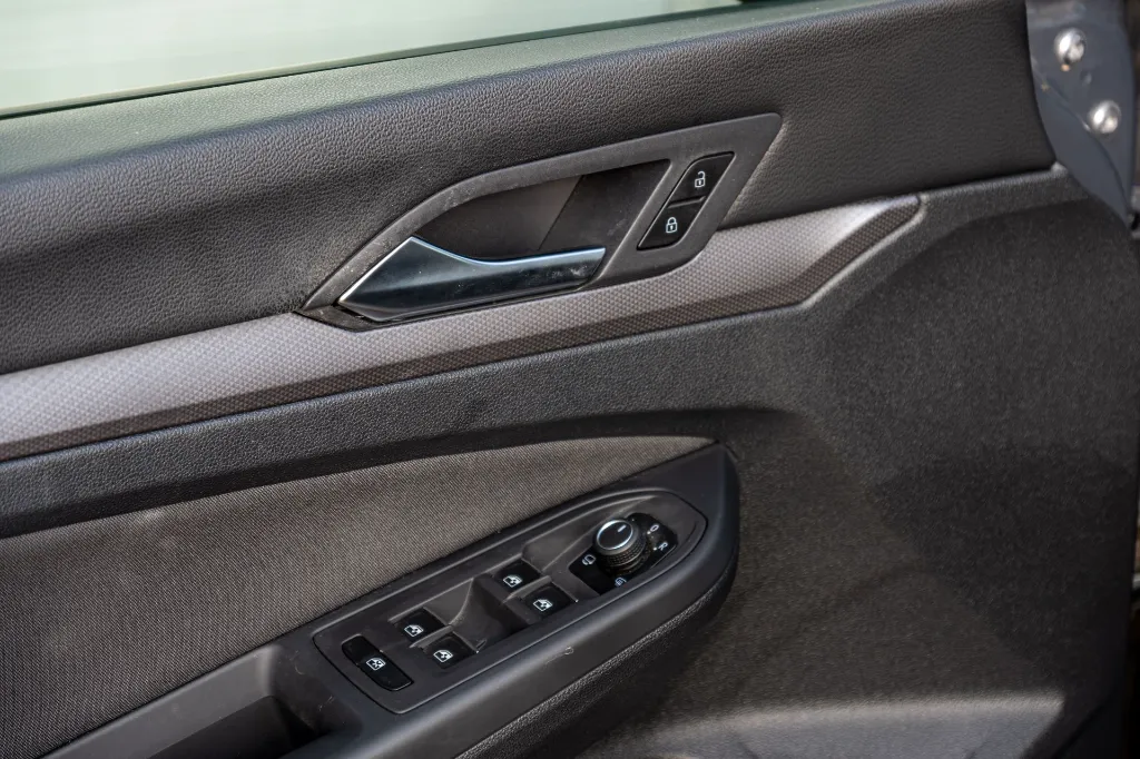 20260924_VW_GOLF_ACTIVE_032.webp