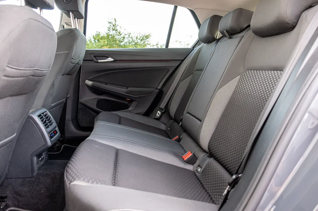 20260924_VW_GOLF_ACTIVE_009.webp