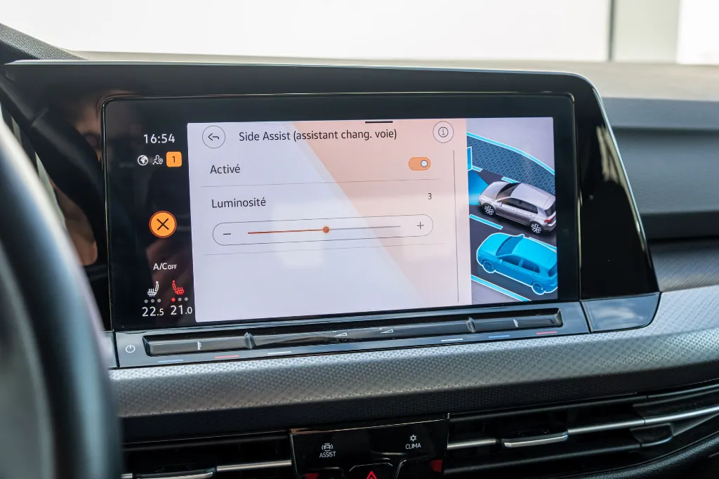 20260924_VW_GOLF_ACTIVE_023.webp
