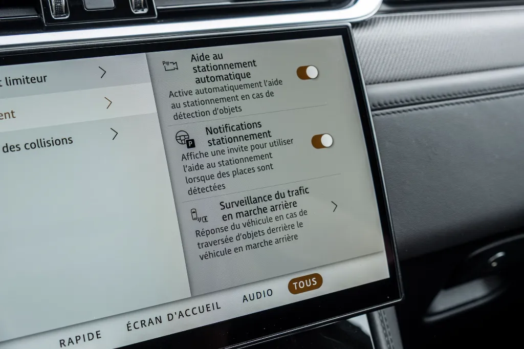 20260911_JAGUAR_F-PACE_SVR_039.webp