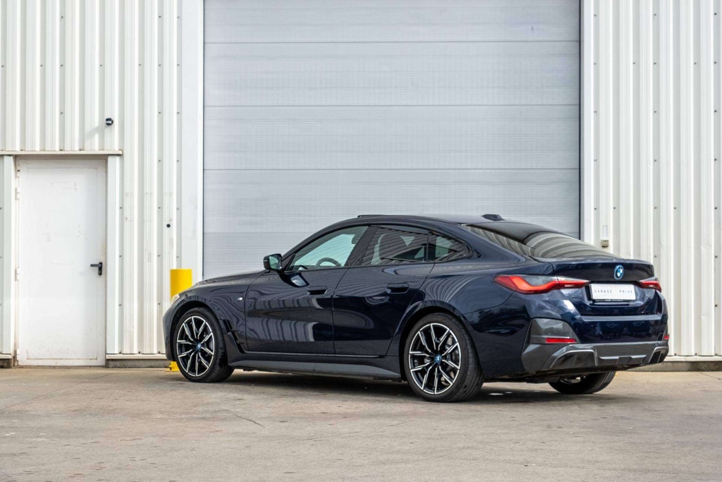 BMW i4 3