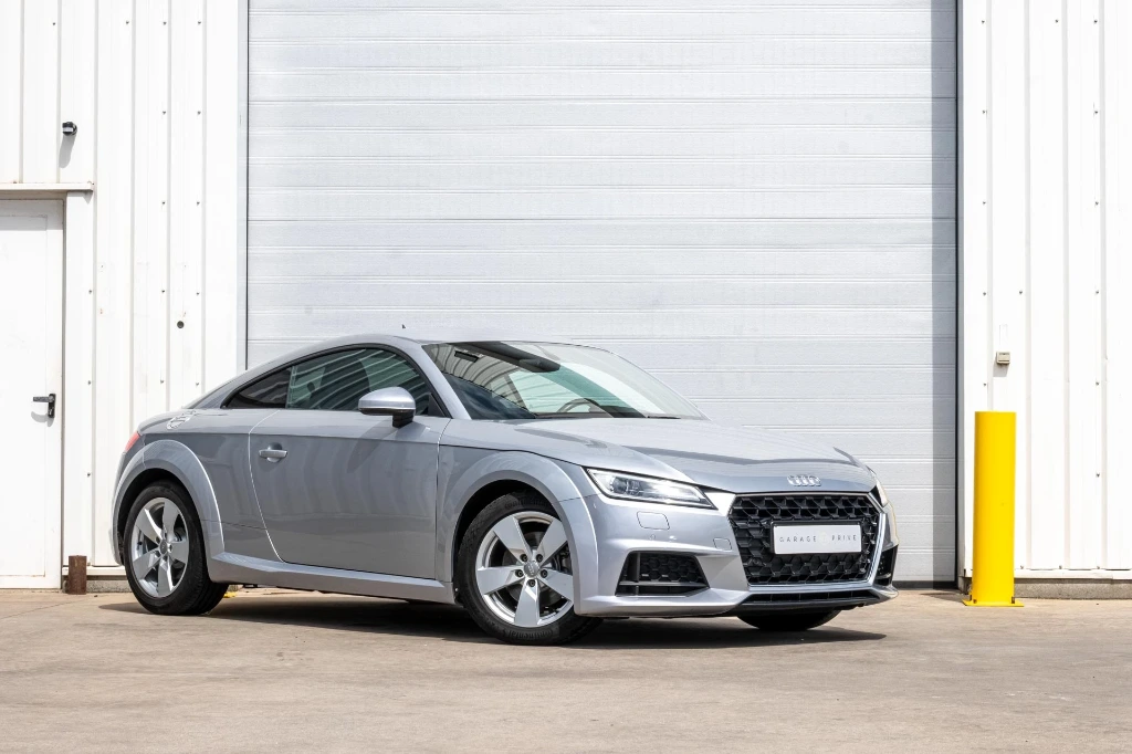 Audi TT S tronic