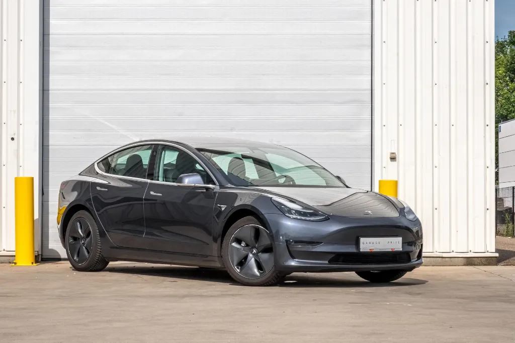 Tesla Model 3 Dual Motor Long Range